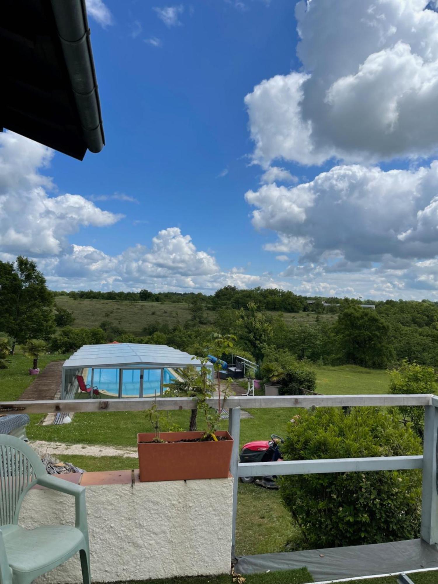 Villa Le Paradis Pern ภายนอก รูปภาพ
